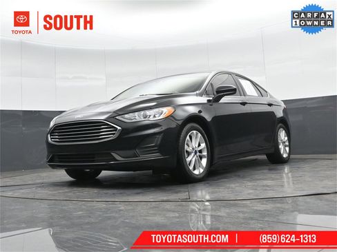 Used 2019 Ford Fusion SE image 35