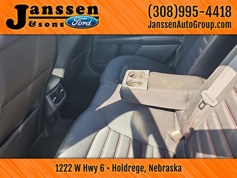 Used 2015 Ford Fusion SE image 14