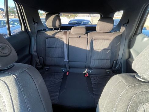 Used 2025 Chevrolet Equinox LT image 37