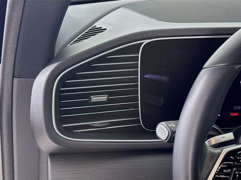 Certified 2025 Mercedes-Benz GLE 350 4MATIC image 11