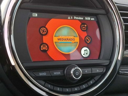 Used 2019 MINI Cooper Clubman ALL4 image 16