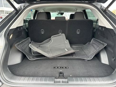 Used 2024 Hyundai Ioniq 5 SEL image 11