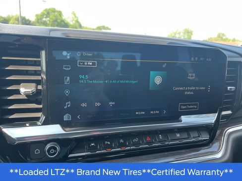 Used 2023 Chevrolet Silverado 1500 LTZ AWD/4WD image 19
