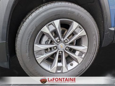 Used 2025 Chevrolet Equinox LT image 32