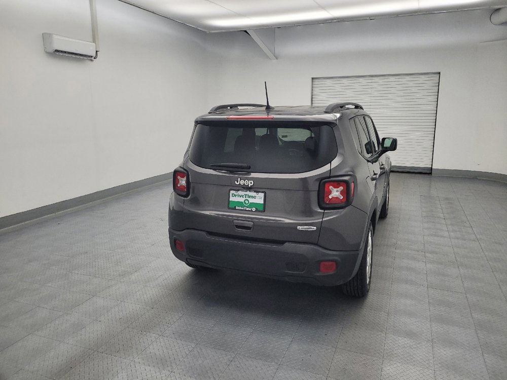 Used 2020 Jeep Renegade Latitude w/ Popular Equipment Group FWD image 7
