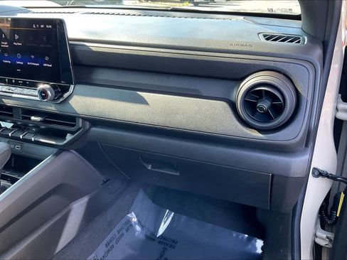 Used 2024 Chevrolet Colorado Trail Boss w/ Advanced Trailering Package image 18