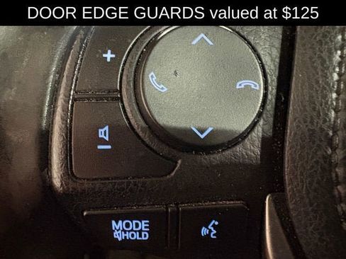 Used 2018 Toyota RAV4 XLE image 10