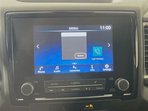 Used 2023 Nissan Frontier SV w/ Technology Package image 15