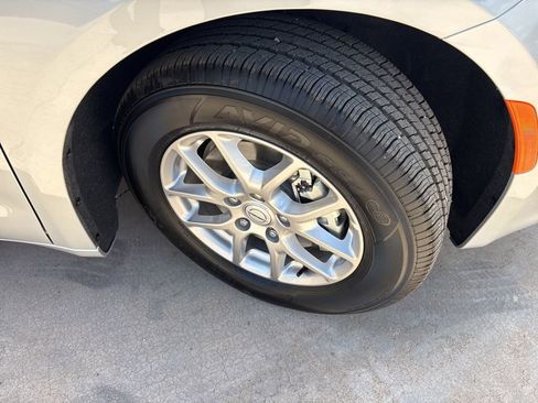 New 2026 Chrysler Voyager LX image 12