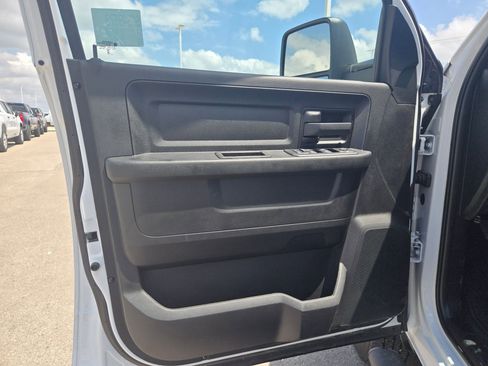 Used 2025 RAM 2500 Tradesman image 12