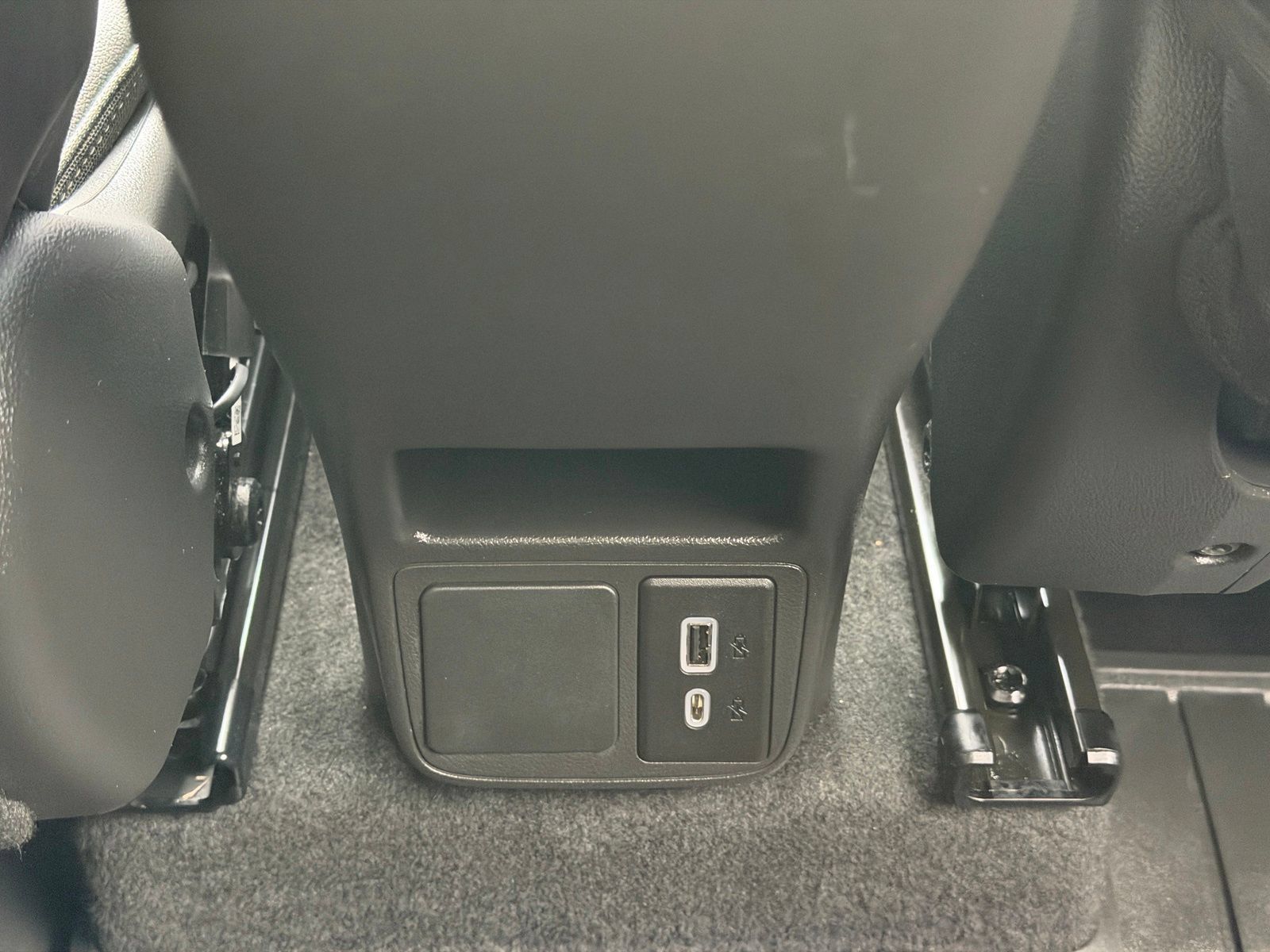 Used 2024 Buick Encore GX Preferred w/ Comfort Package FWD image 27