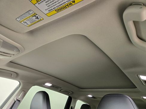 New 2026 Subaru Ascent Limited AWD/4WD image 10