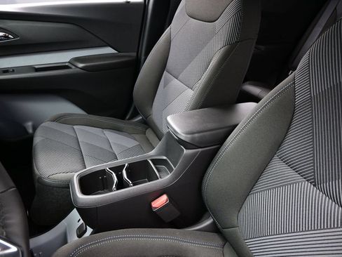 New 2027 Chevrolet Bolt LT w/ Comfort Package FWD image 36