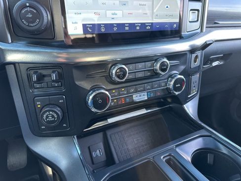 Used 2022 Ford F150 Lariat w/ Equipment Group 502A High image 48