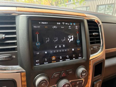 Used 2018 RAM 3500 Laramie Longhorn AWD/4WD image 18
