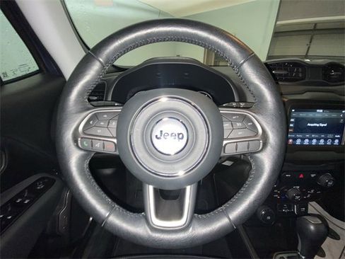 Used 2020 Jeep Renegade Limited image 14