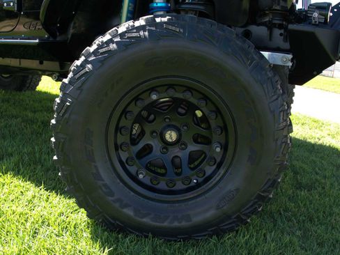 Used 2013 Jeep Wrangler Unlimited Rubicon w/ Dual Top Group image 74