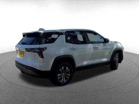 Used 2025 Chevrolet Equinox LT FWD image 10