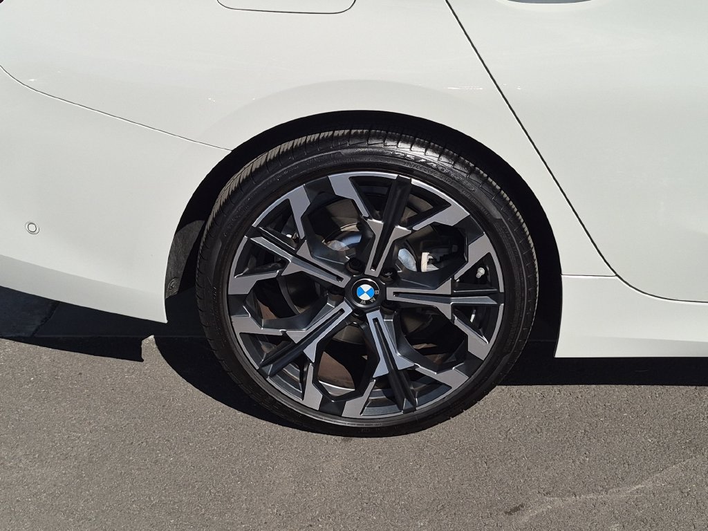 Used 2026 BMW 330i Sedan RWD image 26