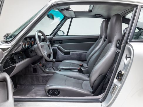 Used 1998 Porsche 911 Carrera S RWD image 38