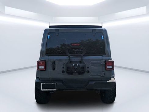Used 2023 Jeep Wrangler Unlimited Sport w/ Sun And Sound Package AWD/4WD image 4