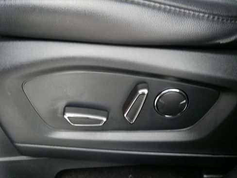 Used 2020 Ford Explorer Limited w/ Class III Trailer Tow Package image 20