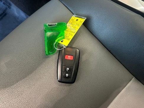 Used 2023 Toyota 4Runner SR5 Premium image 42