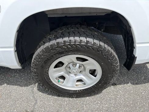 Used 2023 RAM 1500 Tradesman RWD image 9