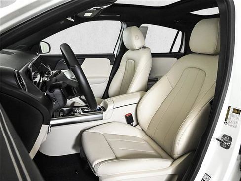 New 2026 Mercedes-Benz GLA 250 4MATIC image 18