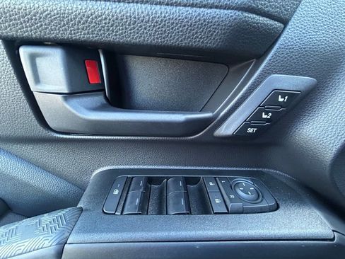 Used 2025 Toyota 4Runner TRD Off-Road Premium image 30