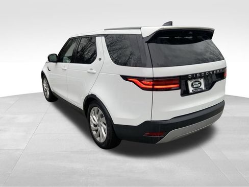 New 2025 Land Rover Discovery S image 6