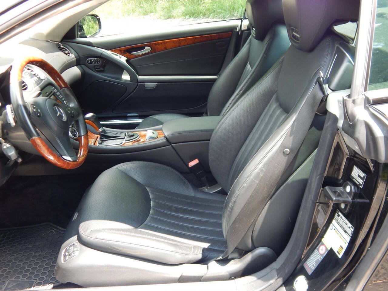 Used 2009 Mercedes-Benz SL 550 image 13