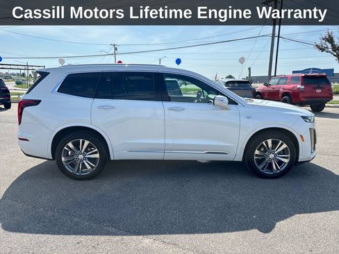 Used 2024 Cadillac XT6 Premium Luxury AWD/4WD image 8