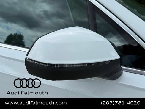 Used 2022 Audi Q7 3.0T Premium Plus w/ Premium Plus Package AWD/4WD image 9