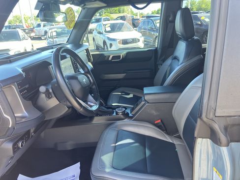Used 2023 Ford Bronco Outer Banks AWD/4WD image 19