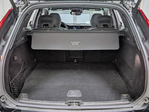 Used 2020 Volvo XC60 T8 R-Design AWD/4WD image 19