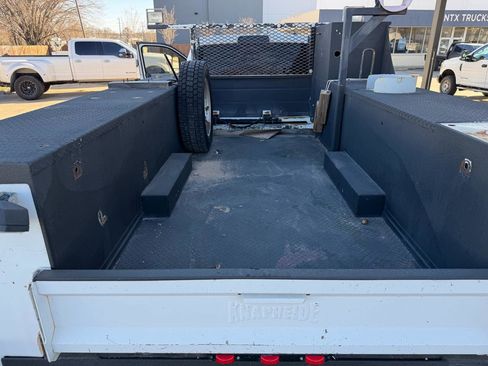 Used 2011 RAM 5500 SLT image 25