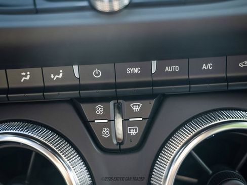 Used 2021 Chevrolet Camaro ZL1 RWD image 34