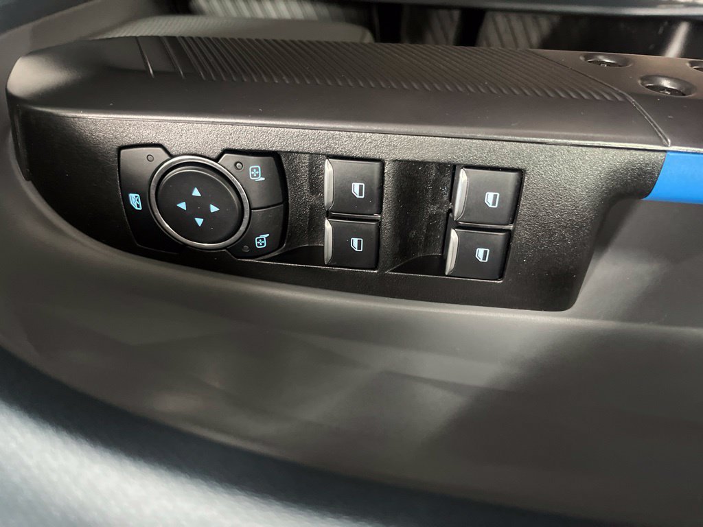 Used 2025 Ford Maverick Lobo AWD/4WD image 20