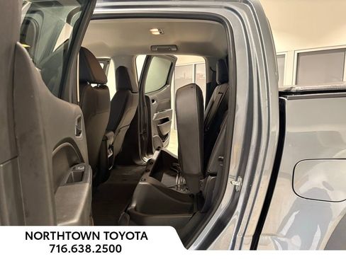 Used 2022 Chevrolet Colorado ZR2 image 21