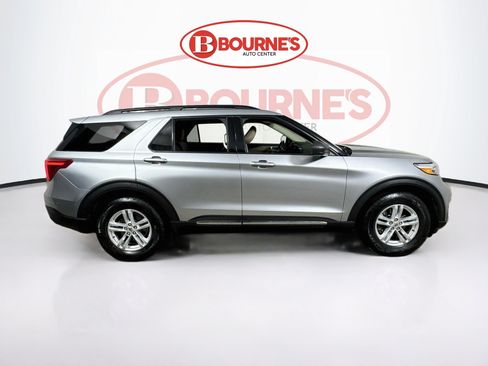 Used 2020 Ford Explorer XLT AWD/4WD image 7
