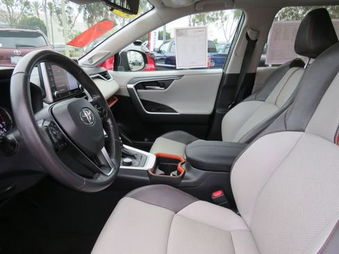 Used 2019 Toyota RAV4 Adventure image 15