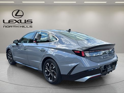 Used 2024 Hyundai Sonata SEL FWD image 8