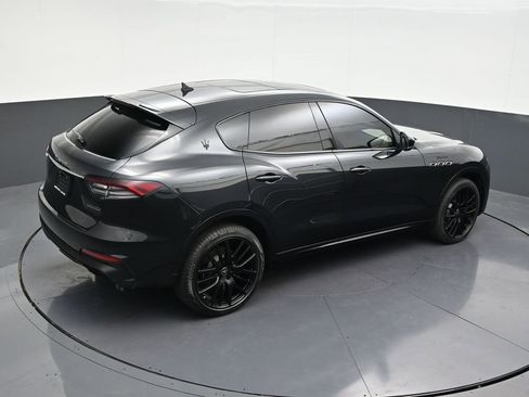 Used 2022 Maserati Levante Modena AWD/4WD image 22