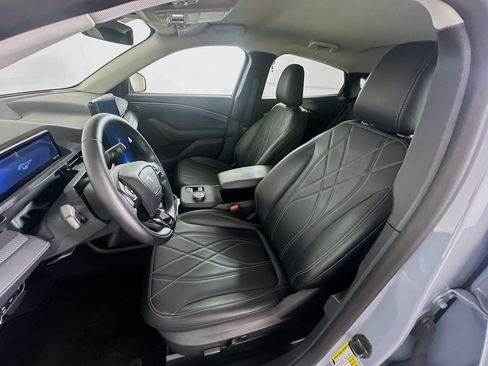 Used 2024 Ford Mustang Mach-E Select image 13