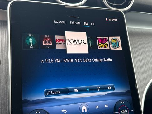 New 2026 Mercedes-Benz GLC 300 4MATIC image 18