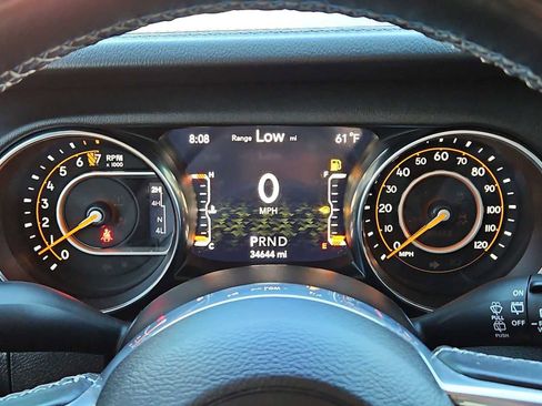 Used 2022 Jeep Wrangler Unlimited Sahara w/ LED Lighting Group image 32