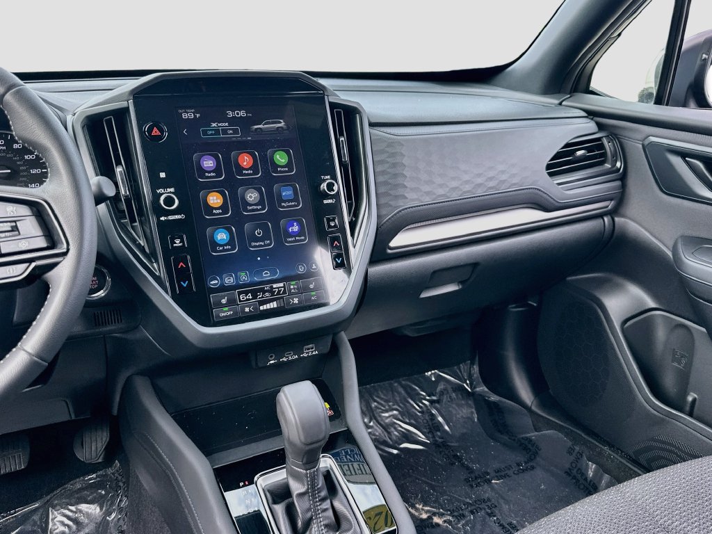 Certified 2025 Subaru Forester Premium AWD/4WD image 23