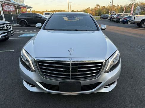 Used 2015 Mercedes-Benz S 550 4MATIC Sedan image 2