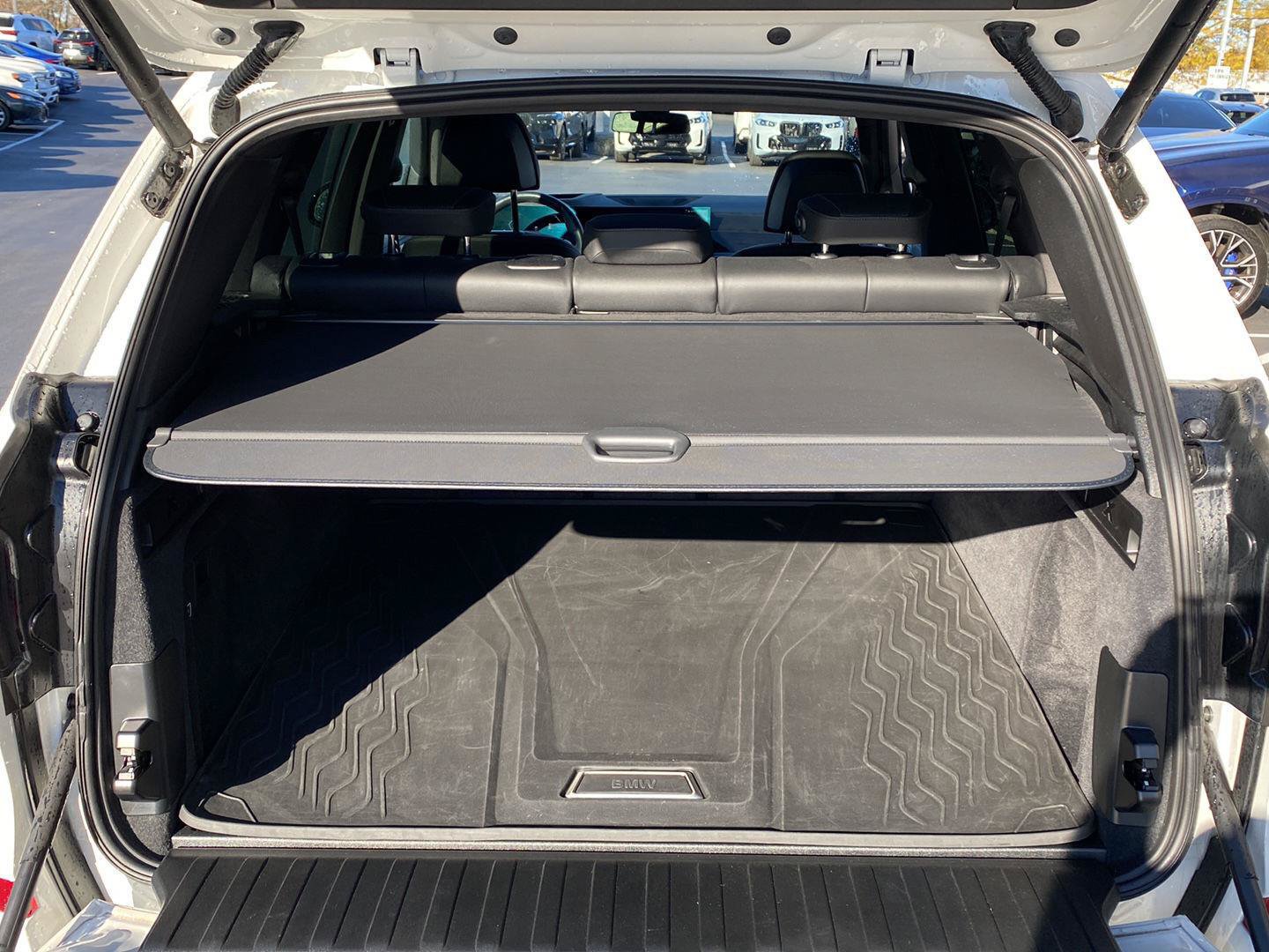 Used 2025 BMW X5 xDrive40i w/ M Sport Package AWD/4WD image 19